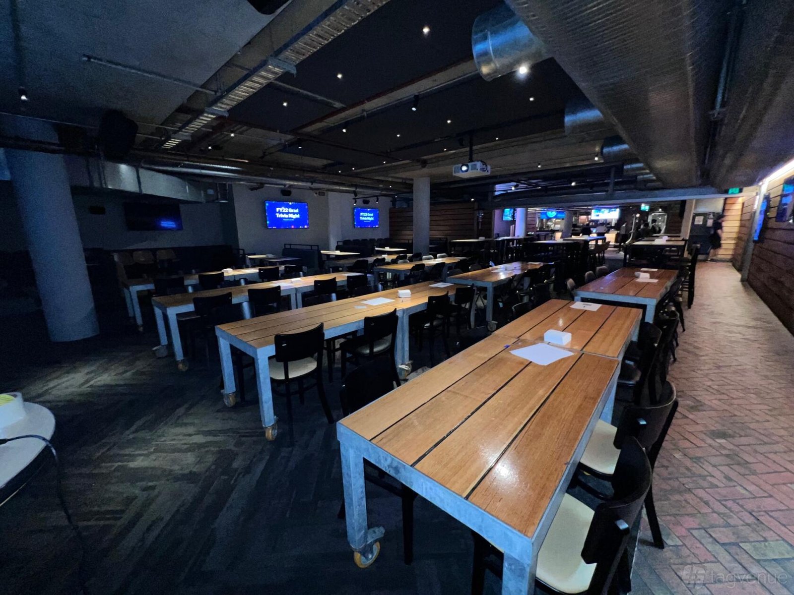 Centre Court at The Sporting Globe King Street Wharf photo 6
