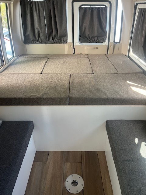 HIRE ME CAMPER photo 6