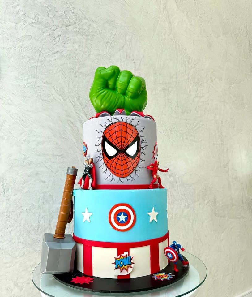 FAUX CAKE FOR HIRE 🎂 SYD METRO - superhero theme photo 2