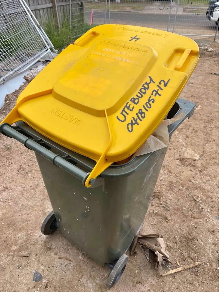 Bin hire photo 4