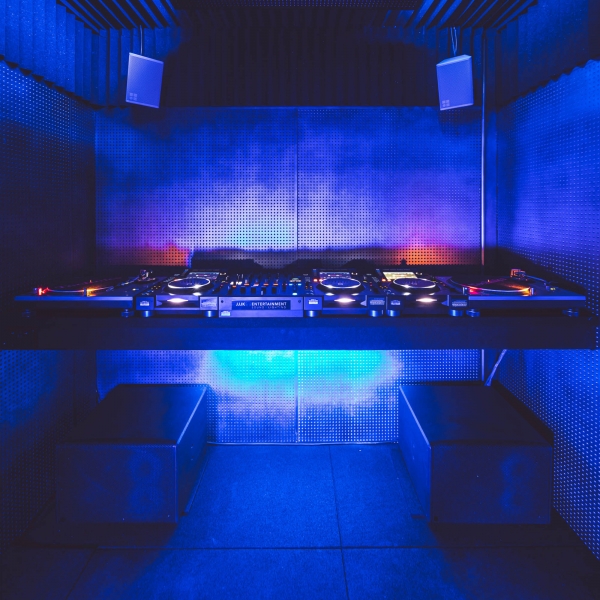 Cue DJ Suites - Geelong photo 3