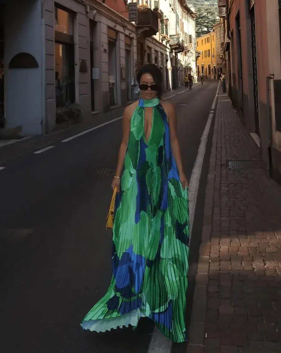 L'IDEE OPERA GOWN IN CAPRI GREEN SIZE 10 photo 7