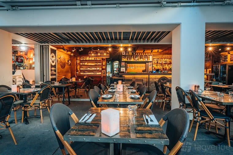 Entire Venue at Elements Bar & Grill Darlinghurst photo 2