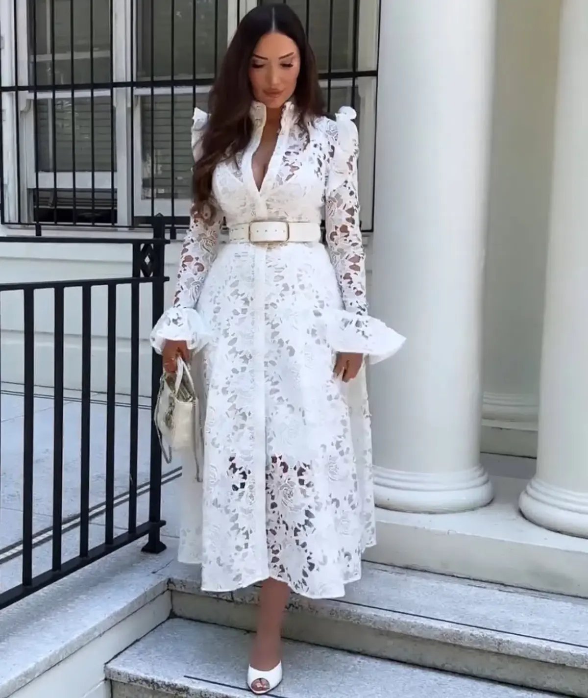 Leo Lin Aliyah Lace Butterfly Sleeve White Size AU 10 photo 5