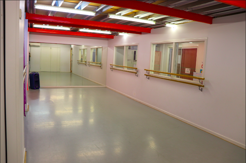 CDA Studio 3 photo 2