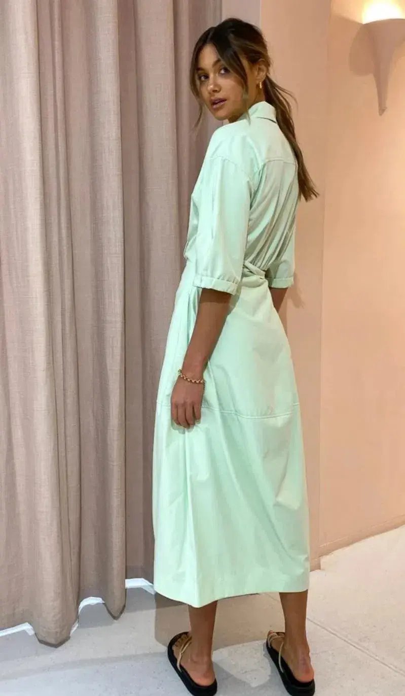 Camilla and Marc Kyra Cocoon Midi Dress in Sour Apple Green Size 8 photo 2