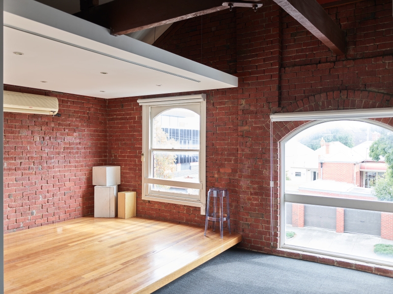 Studio access and storage at Brick & Beam studio photo 2