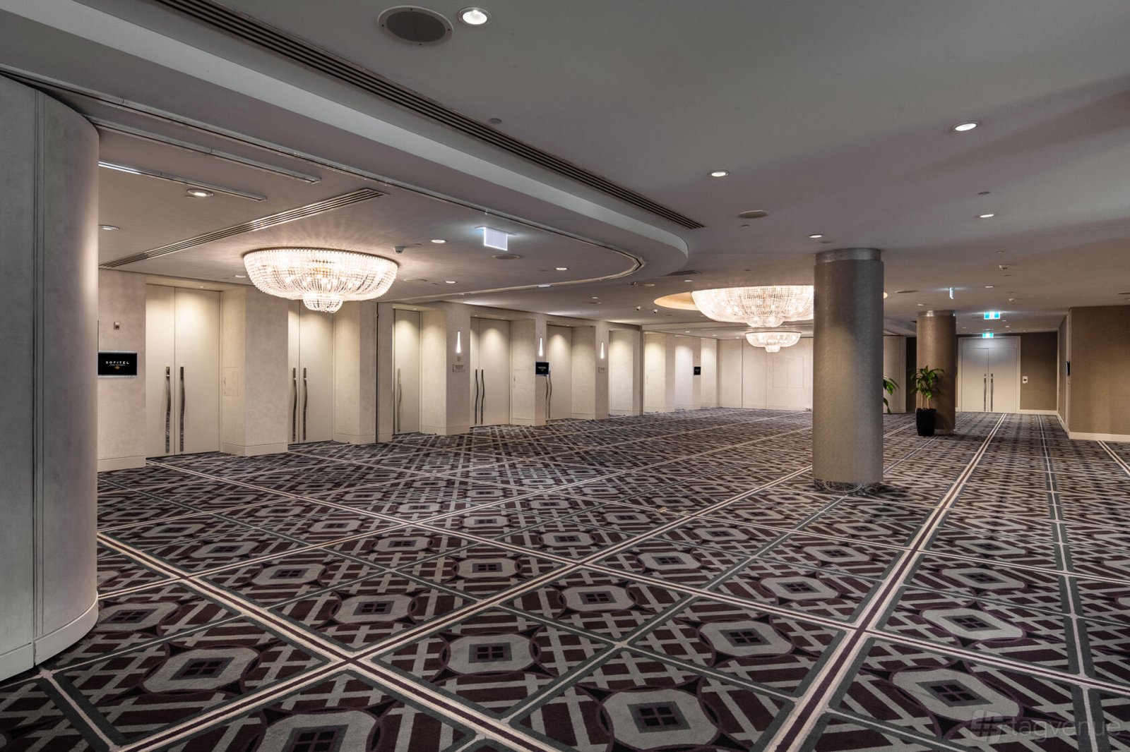 Level 3 Foyer at Sofitel Sydney Wentworth photo 8