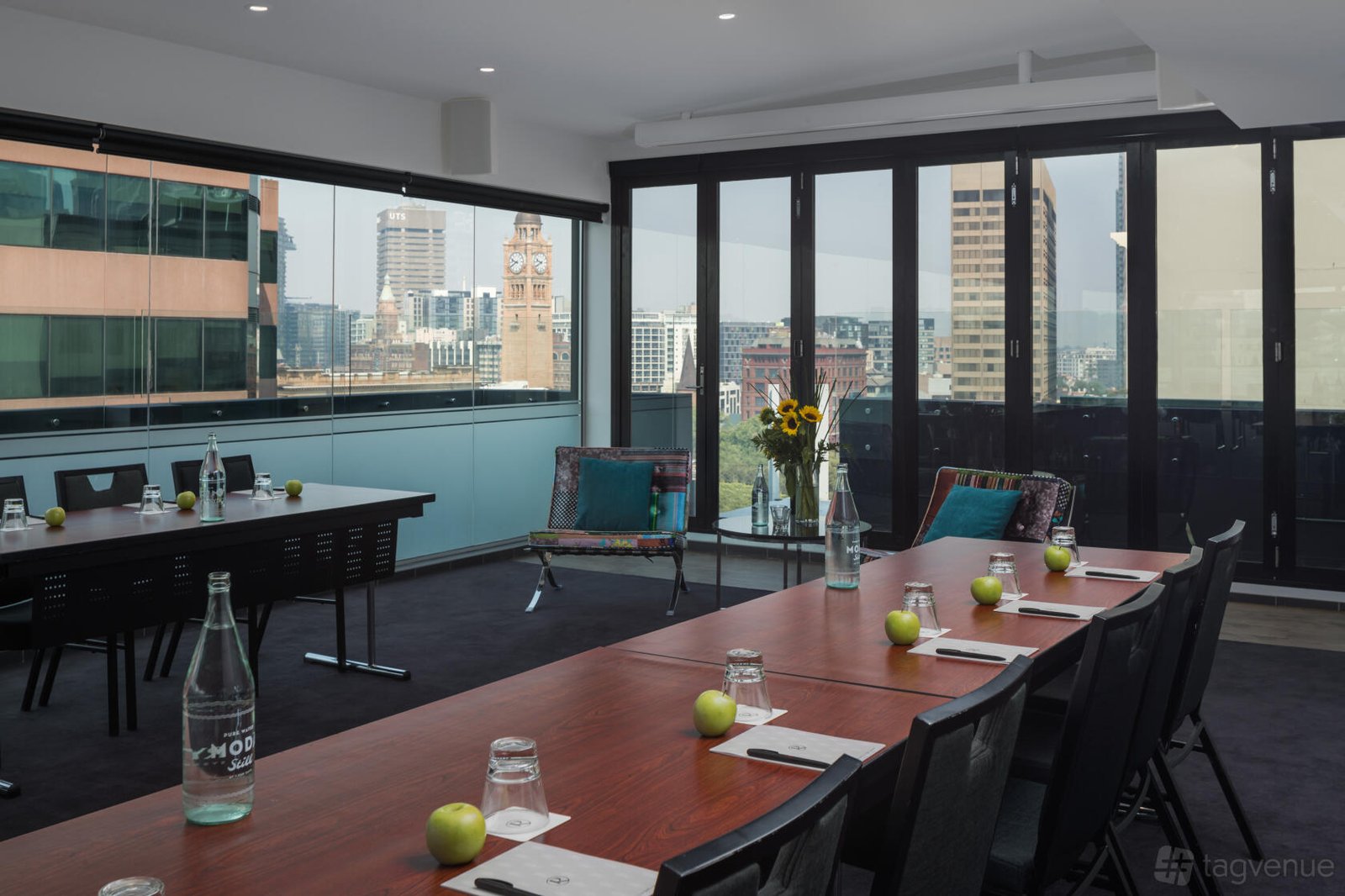 The Surry Rooftop at Rydges Sydney Central photo 5