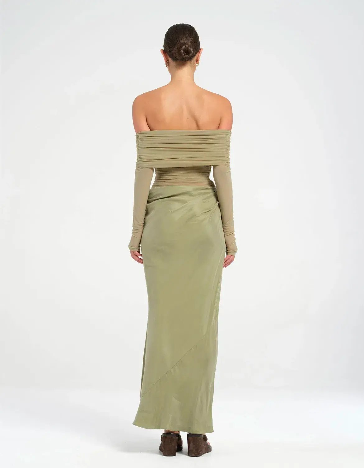 BENNI Yasmin Off-Shoulder Midi Dress Green Size 10 photo 3