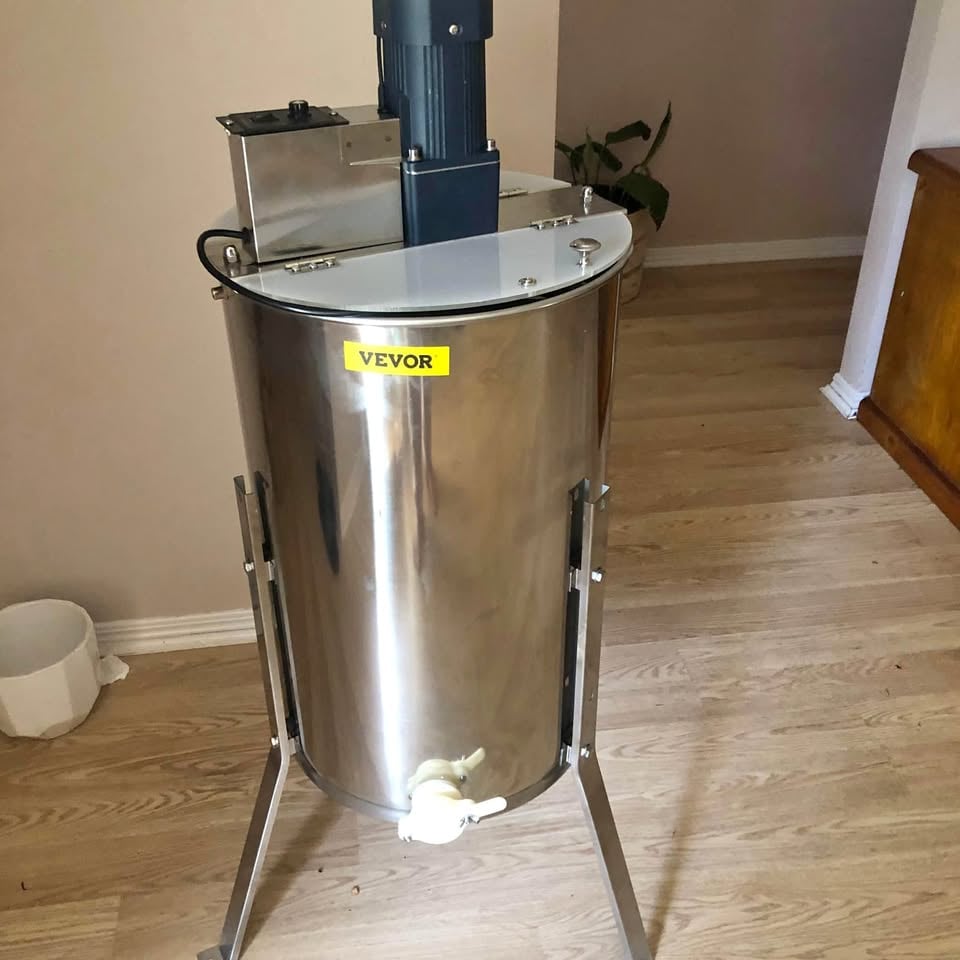 3-frames electric honey extractor for hire $45/day photo 3