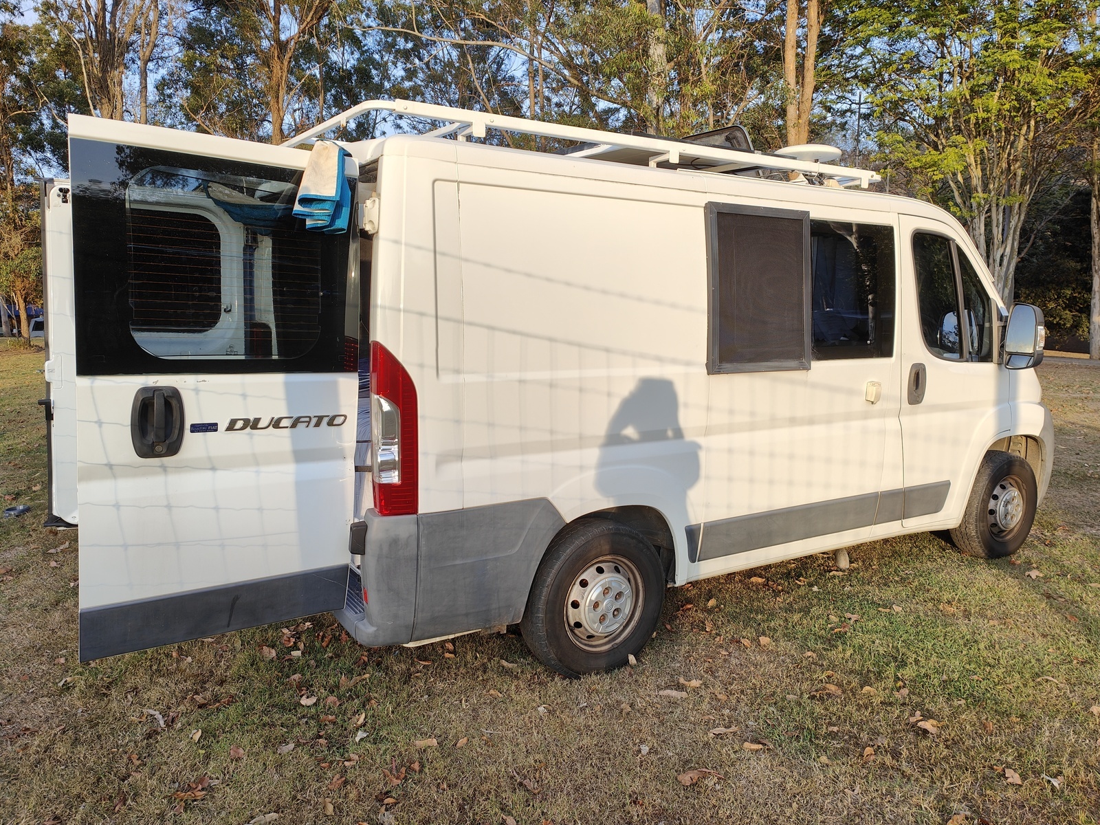 My Cozy Van - NEW LISTING photo 11