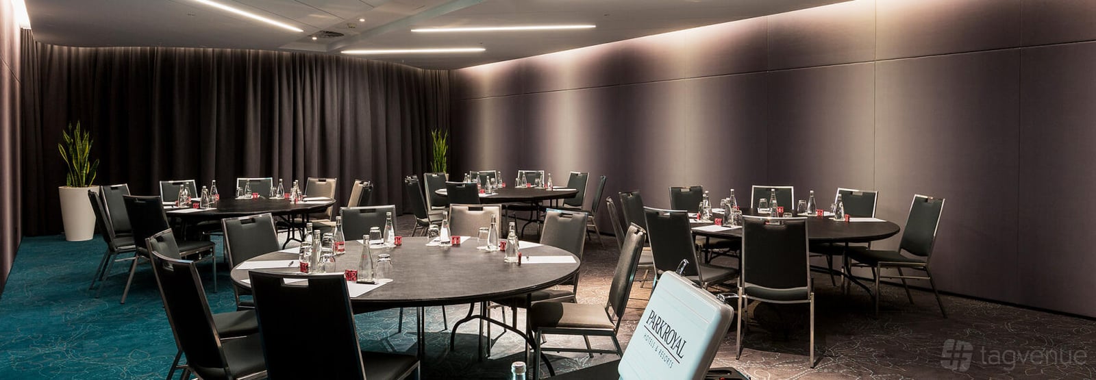 Blackwattle Room 2 Sections at PARKROYAL Darling Harbour, Sydney photo 2