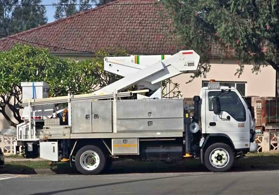 Cherry Picker For Hire photo 2