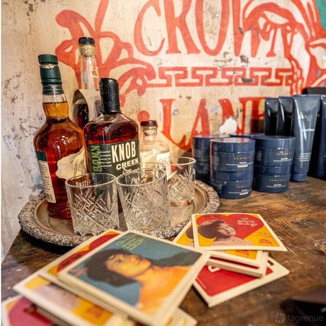 The Cut Barbershop at Red Lantern Restaurant & Private Dining Room photo 11