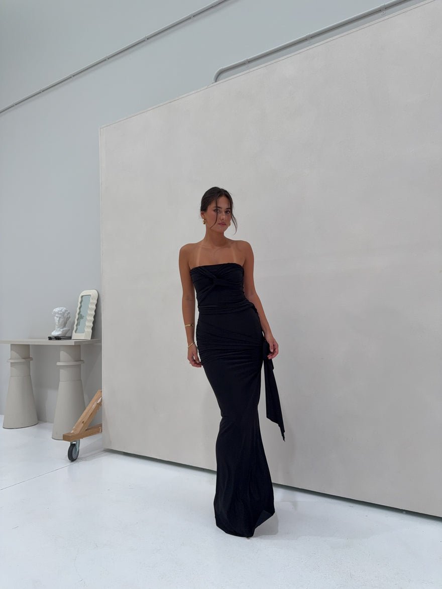 Natalie Rolt Miranda Gown Black photo 2