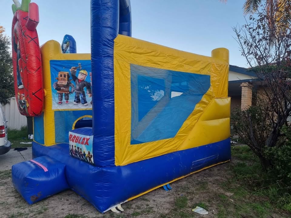 GREAT SELECTION OF JUMPING CASTLES FOR HIRE photo 5