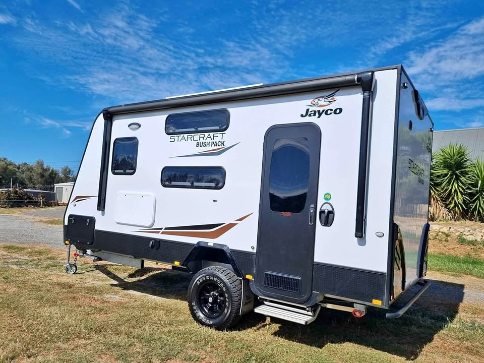 Jayco caravan hire photo 5