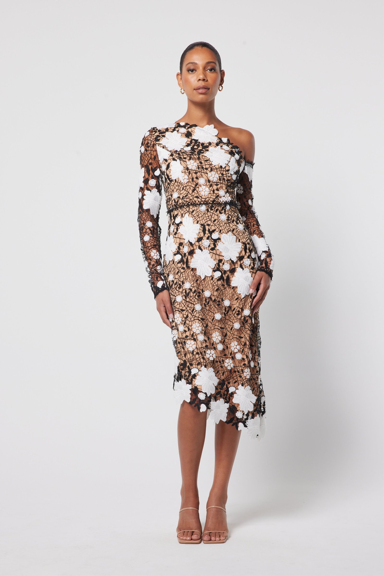 ELLIATT PATIOS DRESS - BLACK/WHITE photo 9