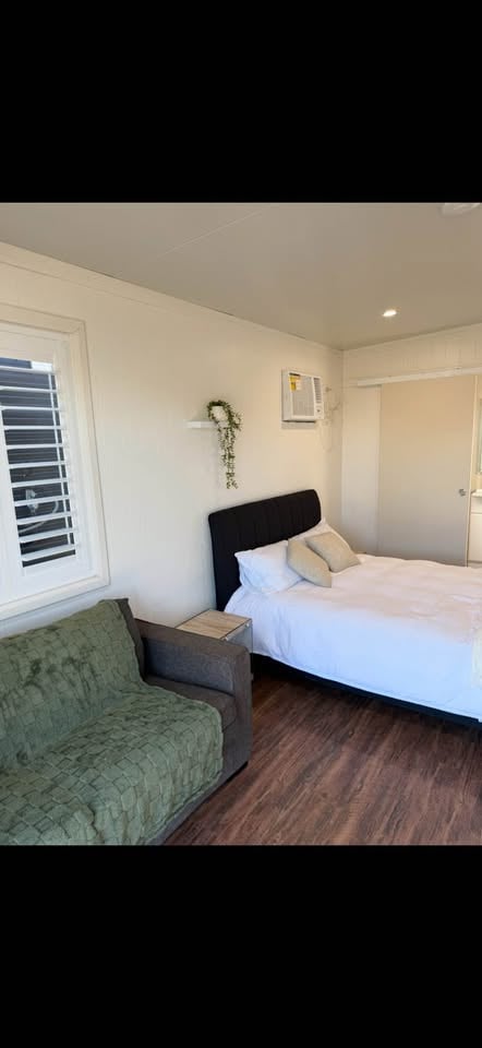 Portable Studio Home For Hire photo 5