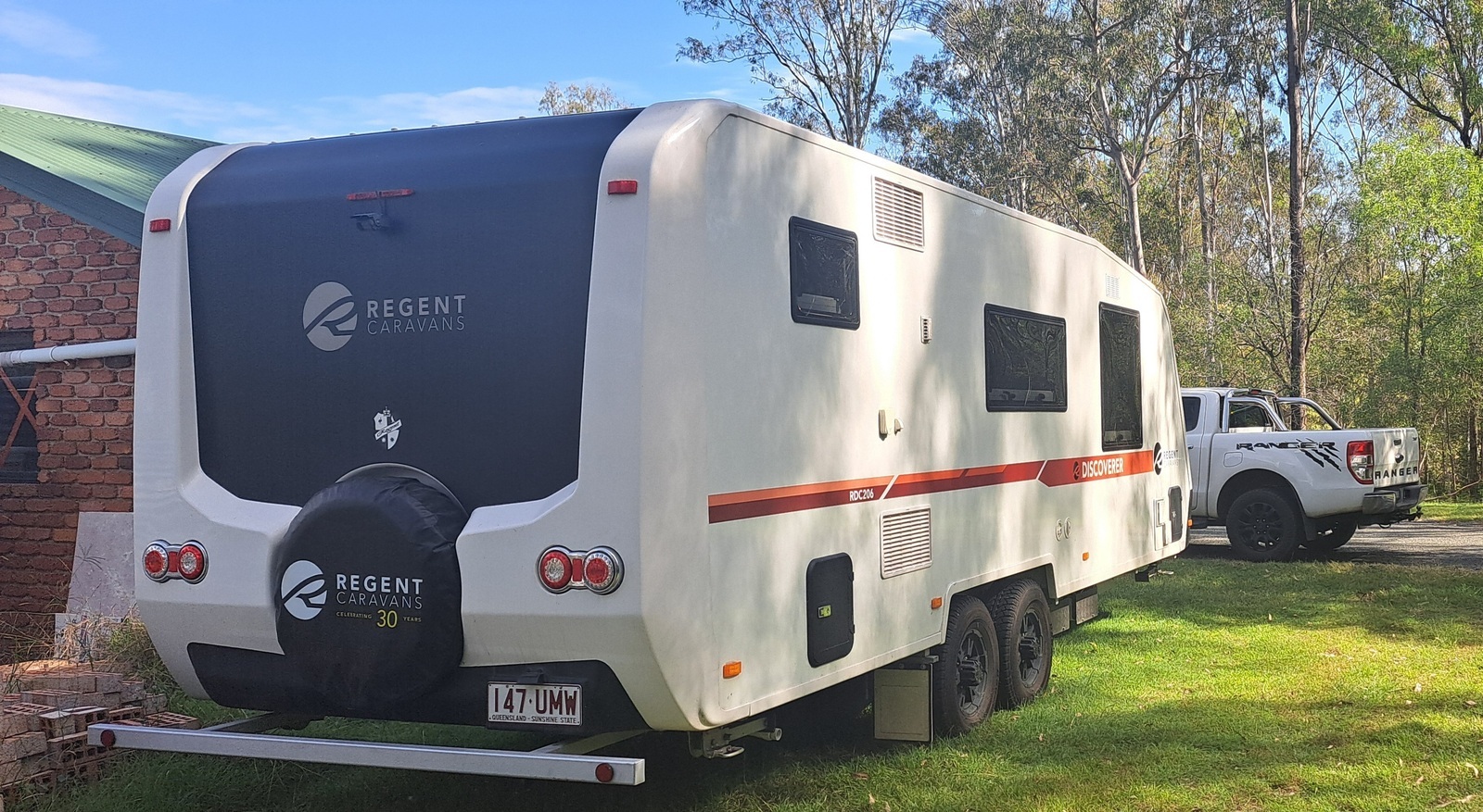Your Dream Adventure Awaits. RDC206 20′ 6″ Discoverer – Ensuite, Air-Con, Solar & Reversing Cam photo 2