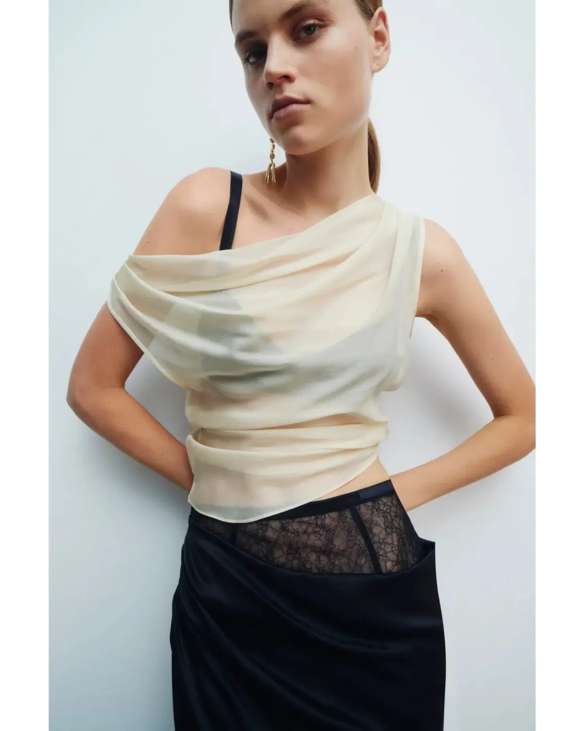 Sir The Label Dunya Skirt, Crop and Drape Cowl Top Set Black Size 0 / AU 6 photo 8
