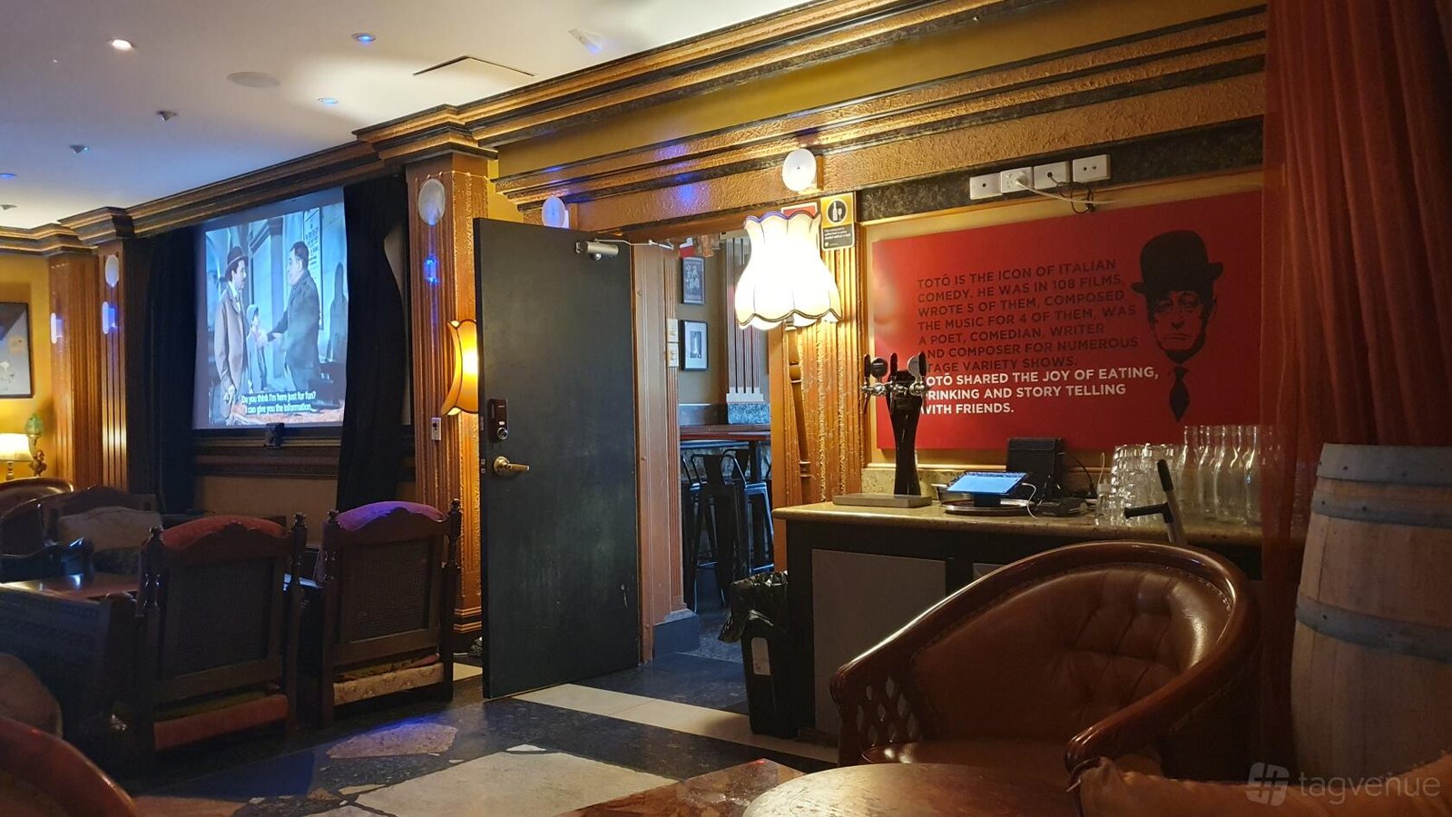 Lounge Area at Bar Toto - Trattoria and Bar photo 3