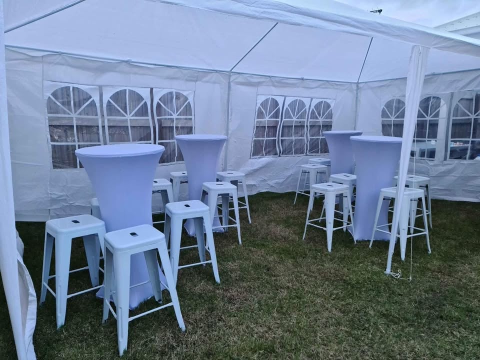 Bar Tables and stools for Hire. photo 4