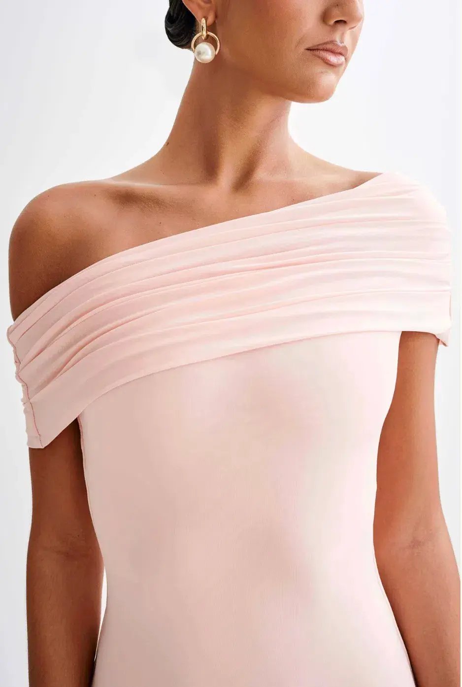 Meshki Cassandra Off Shoulder Slinky Maxi Dress Pale Pink Size XS photo 2