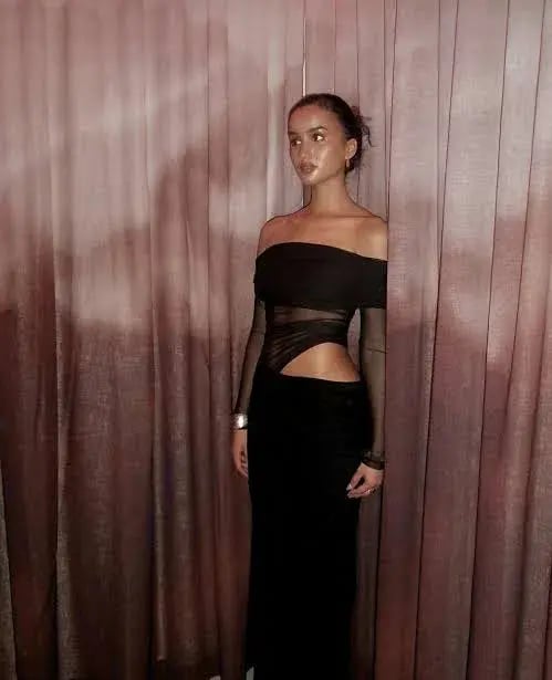 BENNI Yasmin Off-Shoulder Maxi Dress in Black Size 10 photo 9