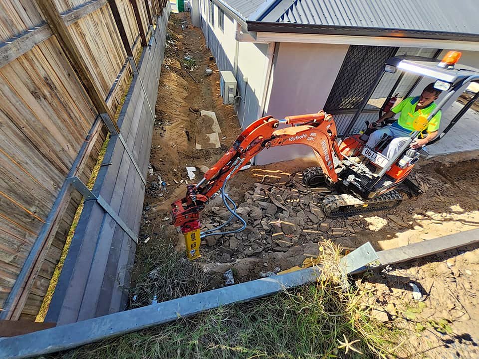DRY HIRE RIPLEY - MINI KANGA S70 BOBCAT 1.7T EXCAVATOR KANGA KID photo 6