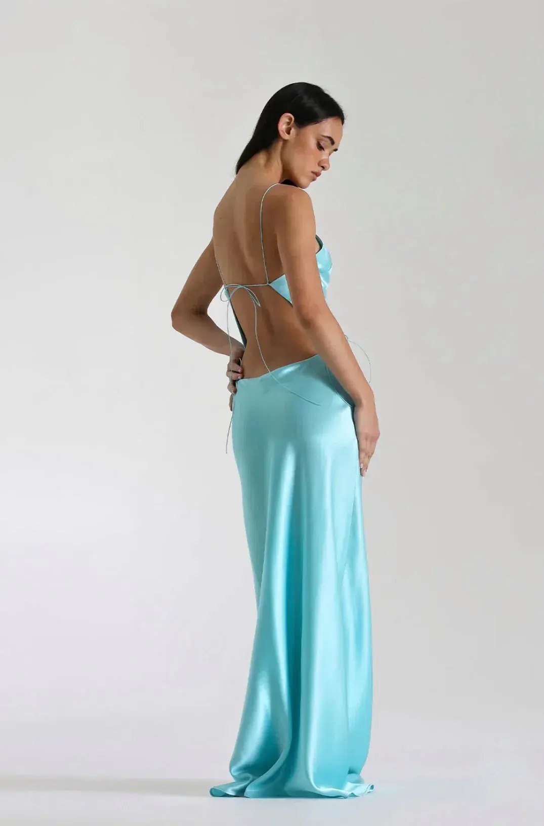 Natalie Rolt Turquoise Iris Gown Size 1 / AU 8 photo 3