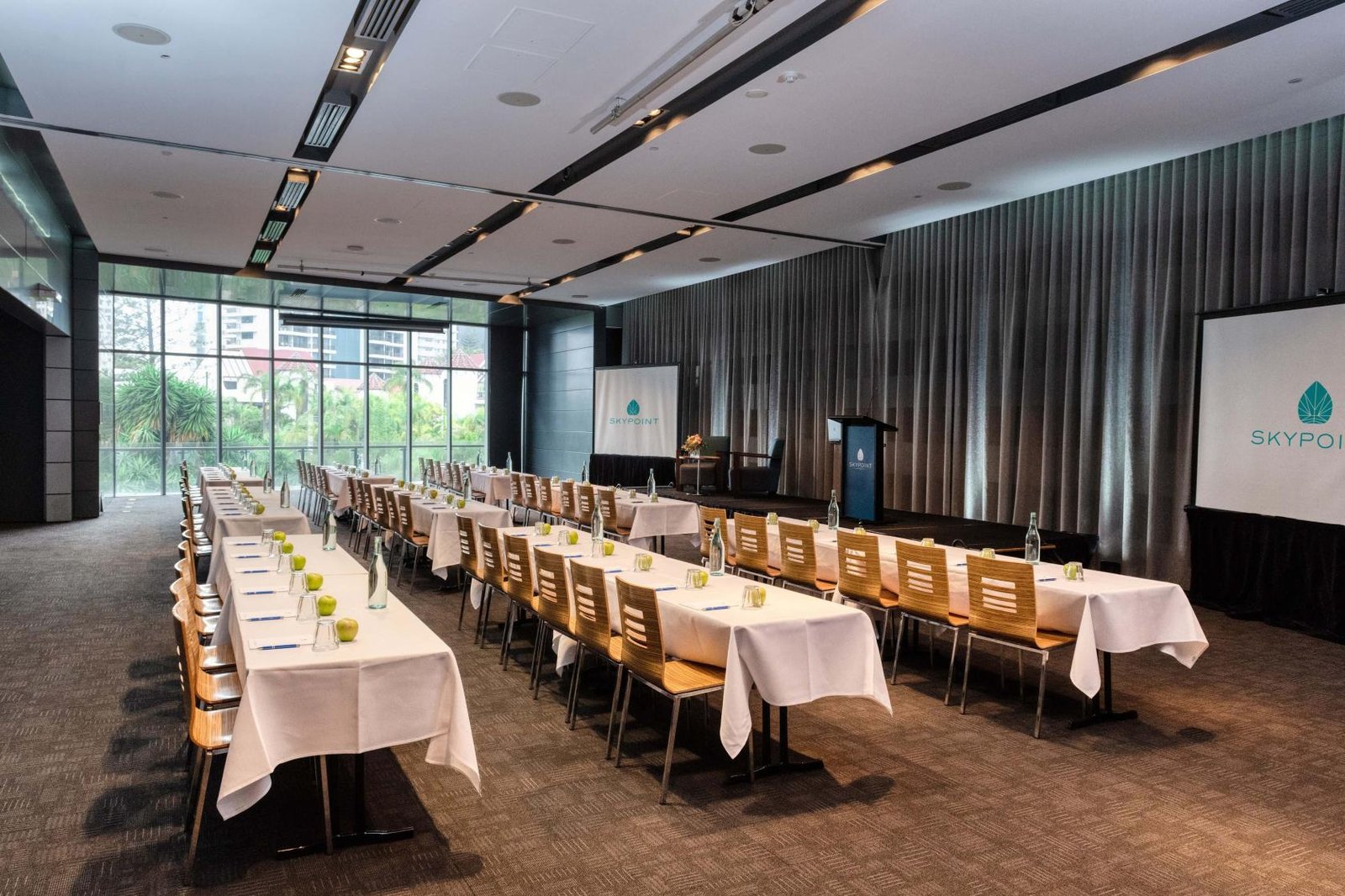 L2 Ballroom 1 at SkyPoint photo 3