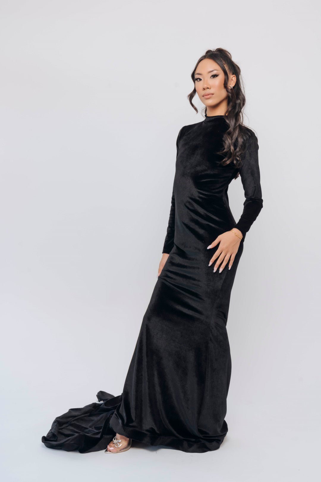 HELEN BLACK photo 2