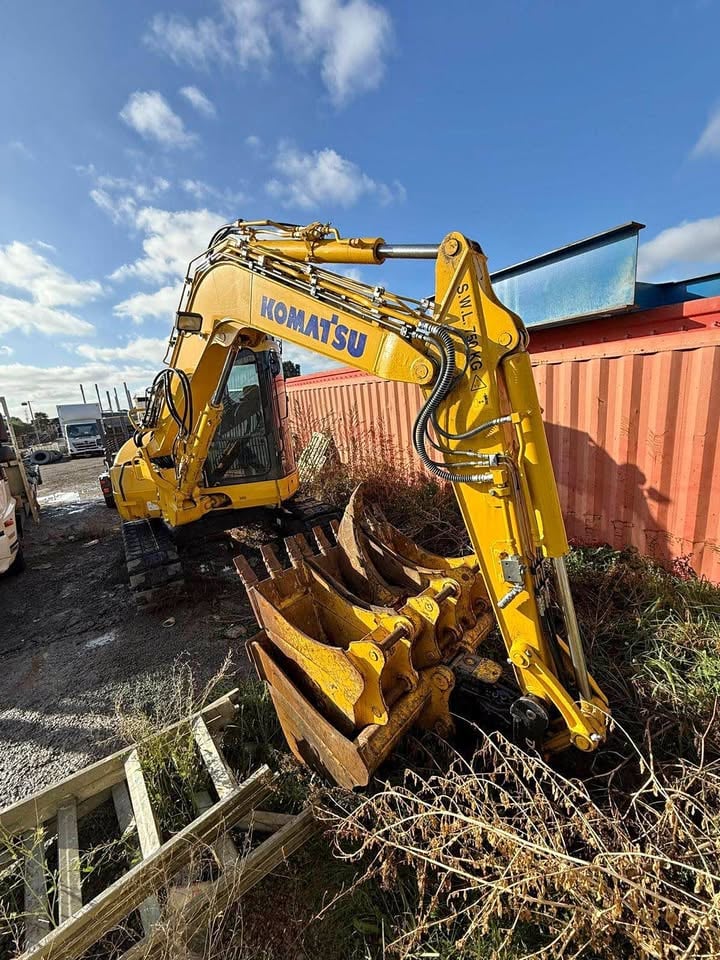 2023 Komatsu 8t dry hire photo 2