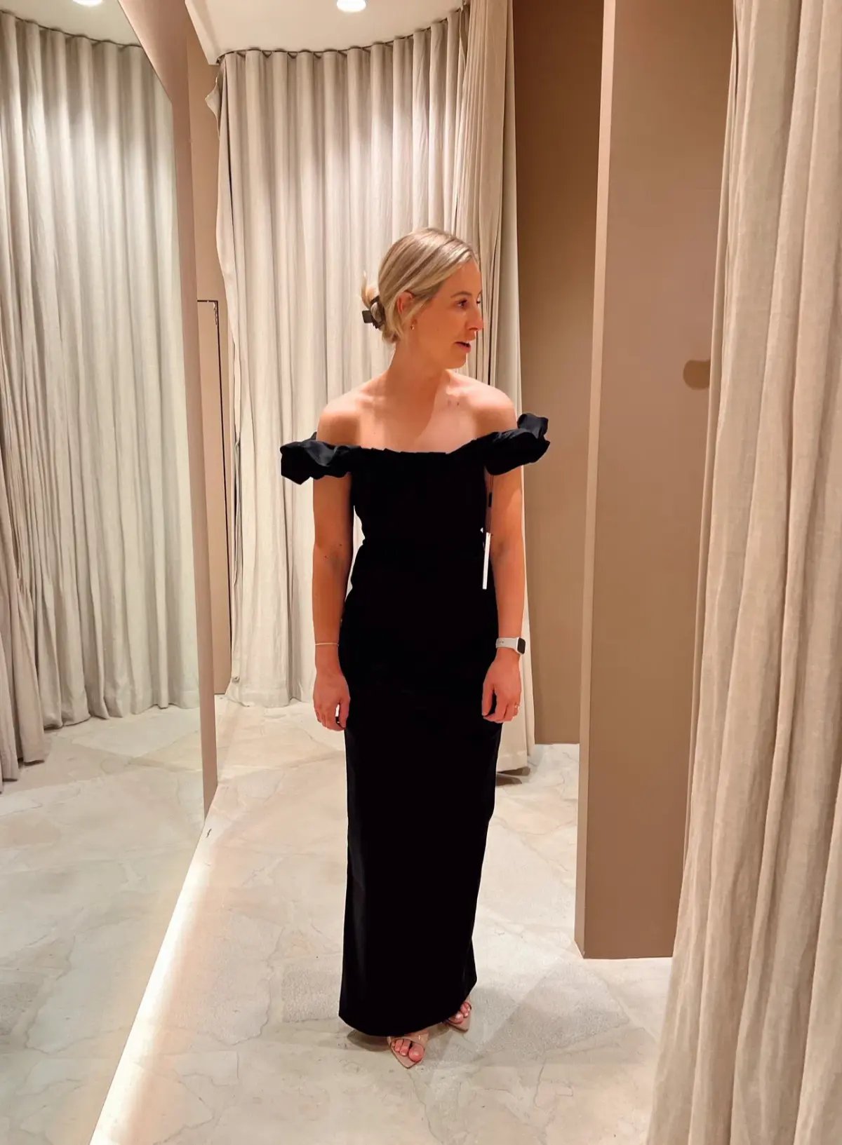Rachel Gilbert Kalina Gown Black Size 2 / AU10 or AU12 photo 3
