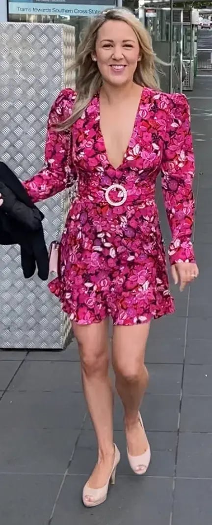 Rebecca Valance Bramble V-Neck Mini Dress Floral Size 8 photo 6