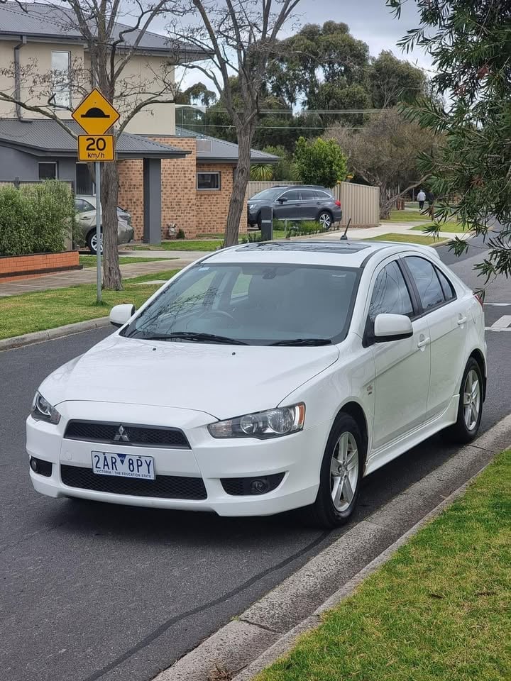 Cheap Car for Hire photo 4