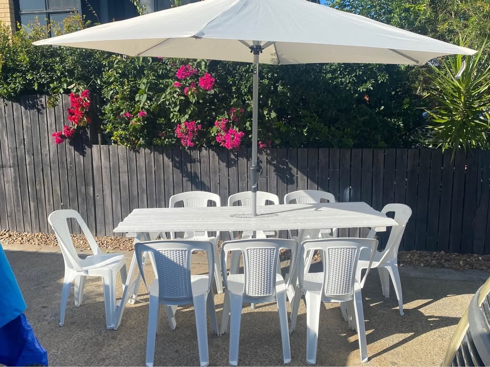 For hire table & chairs photo 4