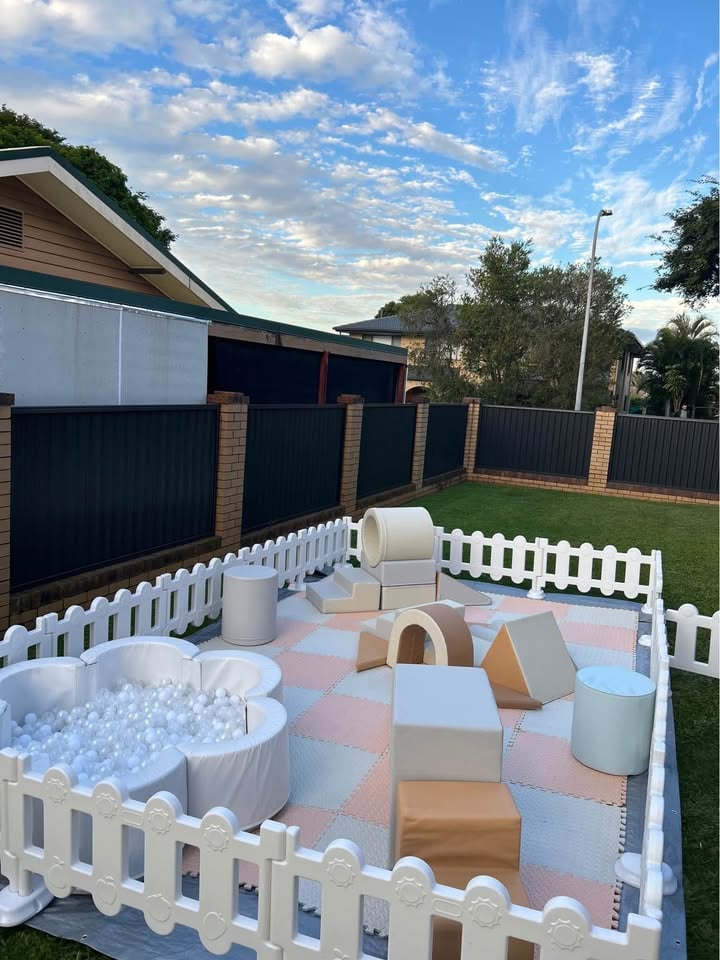 Soft Play, Neutral colours HIRE photo 7