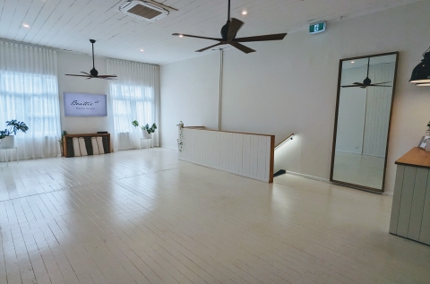 Studio Kitchen / Film and Photographic Studio photo 7