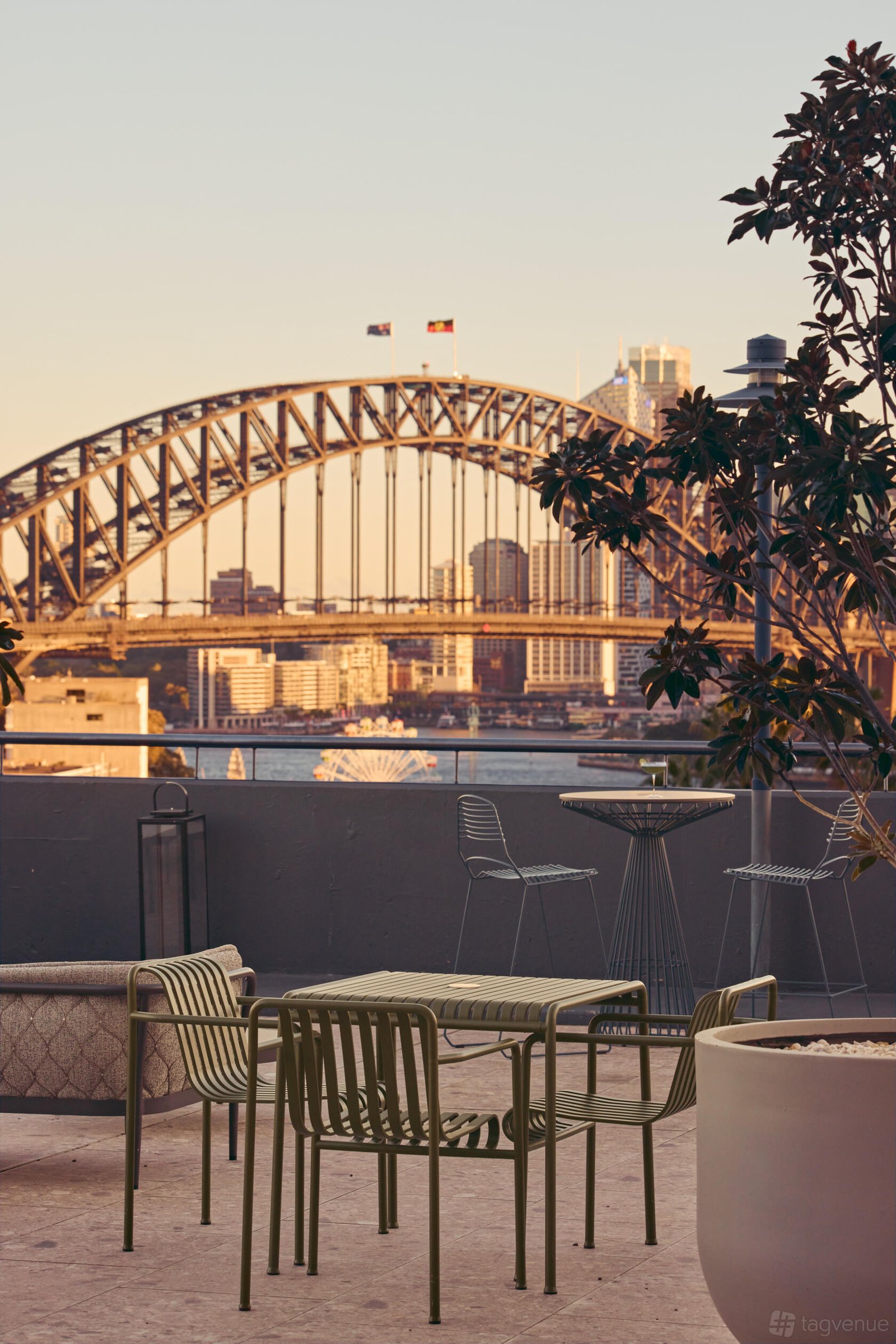 Deck 17 at View Sydney photo 3