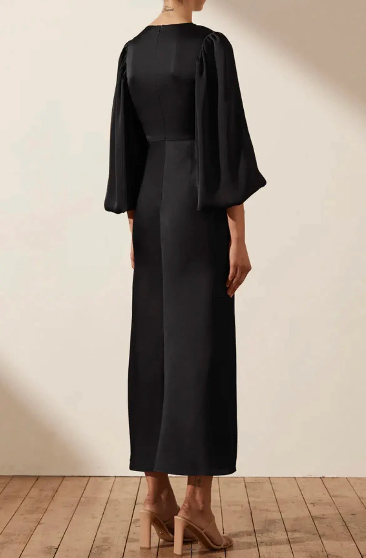 Shona Joy Luxe Twist Front Balloon Sleeve Midi Dress Black Size 6 / XS photo 3