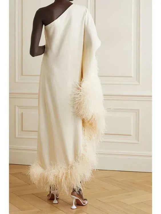 Taller Marmo Ubud One Shoulder Feather Trimmed Crepe Maxi Dress Ivory Size 38 / AU 6 photo 3