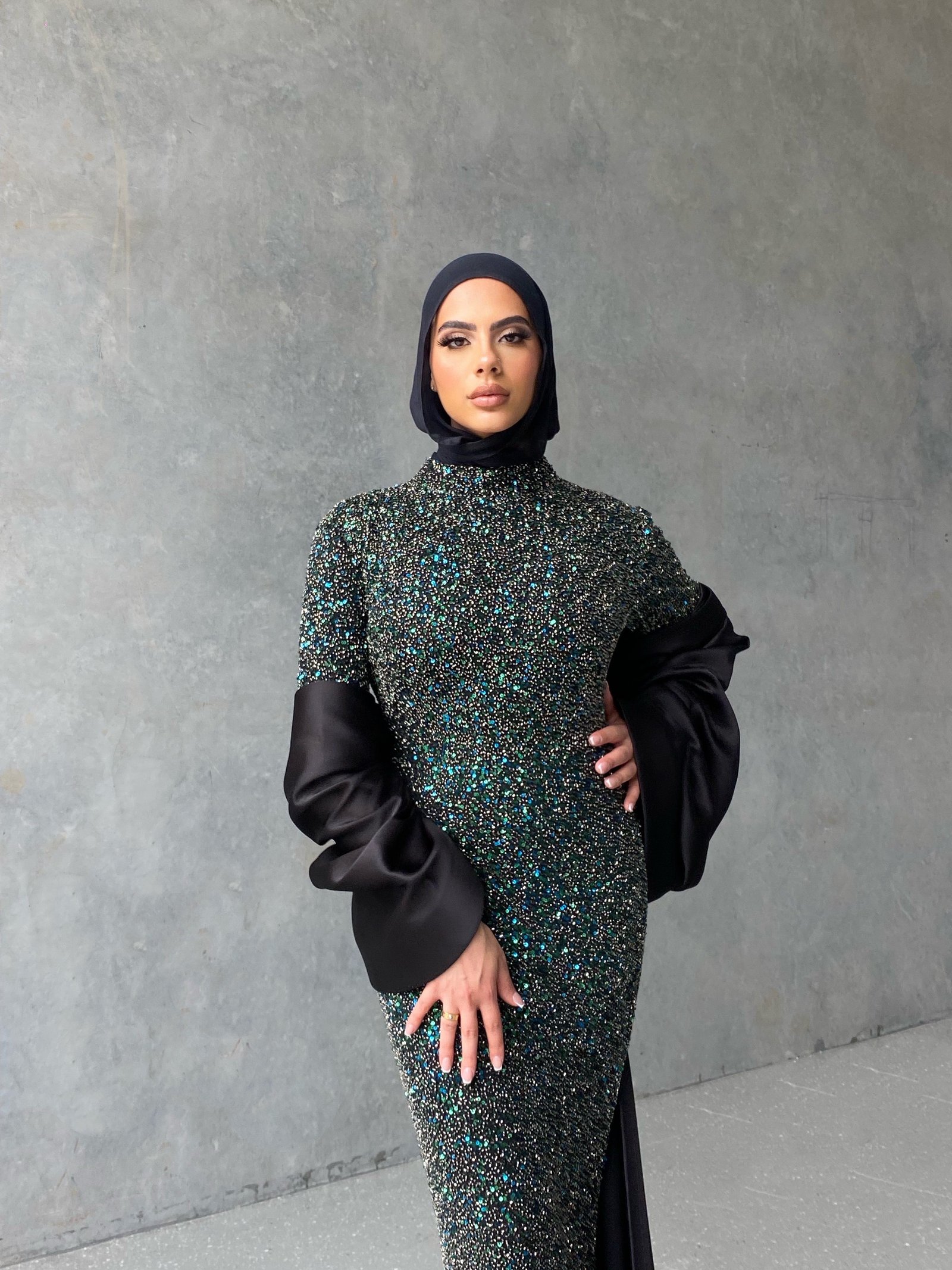 REEMA BY MY SECRET WARDROBE EMERALD photo 5