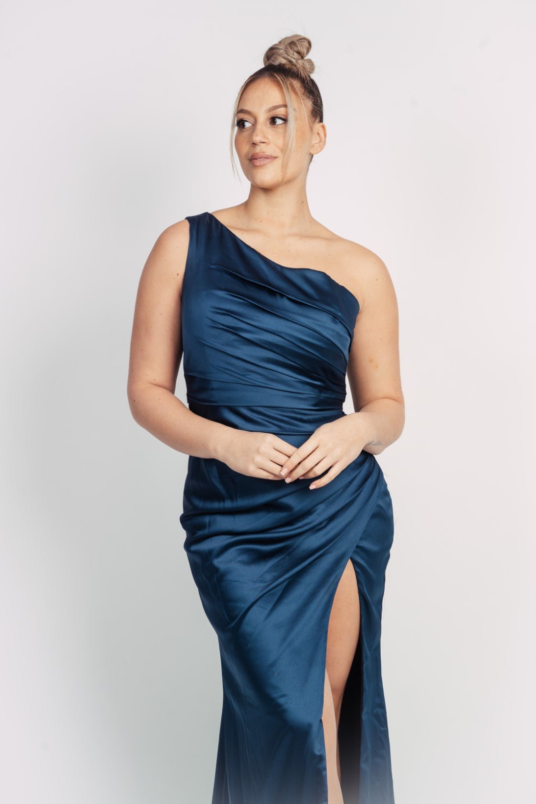 BRIDGETTE BY JADORE NAVY photo 6
