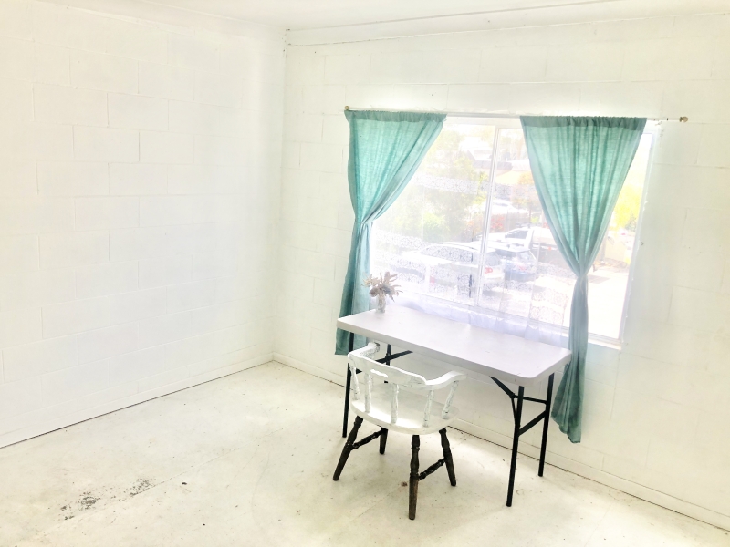 Byron Artist/Office room and retail space photo 2