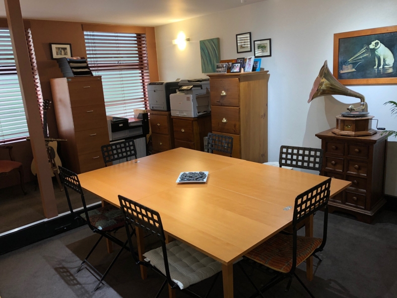 Beautiful Office Space photo 2