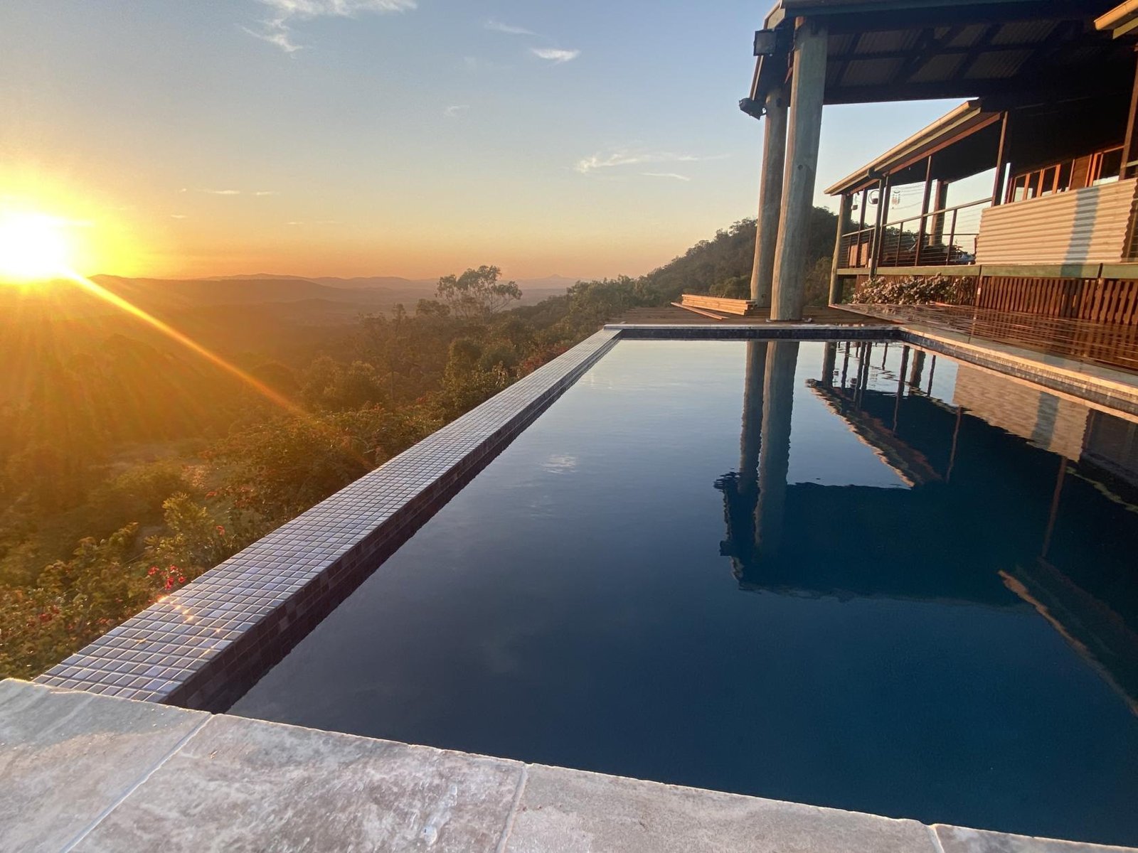 Luxurious Retreat at The Eagles Nest Scenic Rim photo 10