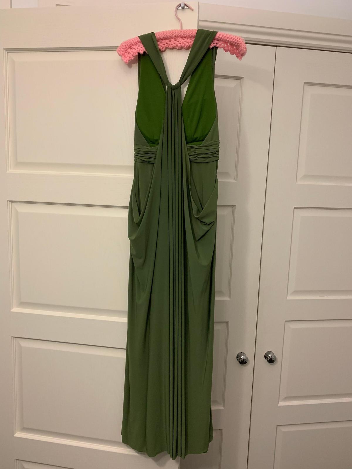 George Elki gown size 8 photo 4